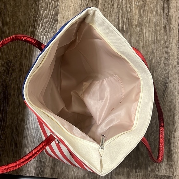 USA Flag Star Printed Tote Bag - Picture 7 of 7